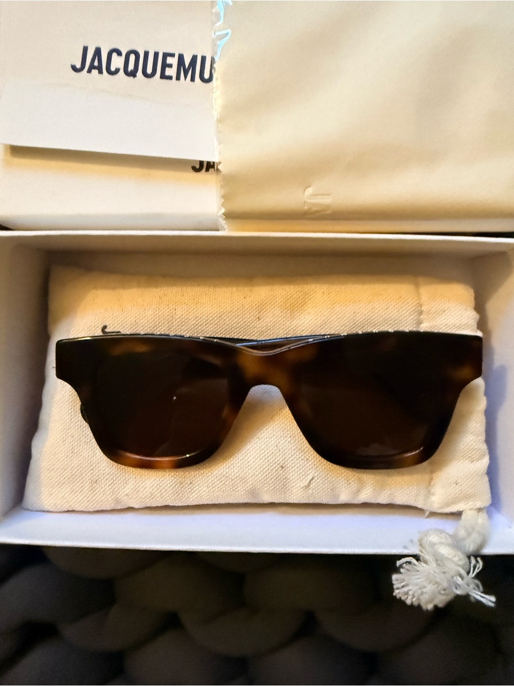 JACQUEMUS Les Lunettes Nocio Sunglasses in Multi Brown. Like new!
